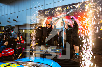 2021-11-28 - Ehrlacher Yann (fra), Cyan Racing Lynk & Co, Lync & Co 03 TCR, portrait celebration during the 2021 FIA WTCR Race of Russia, 8th round of the 2021 FIA World Touring Car Cup, on the Sochi Autodrom, from November 27 to 28, 2021 in Sochi, Russia- Photo Evgeniy Safronov / DPPI - 2021 FIA WTCR RACE OF RUSSIA, 8TH ROUND OF THE 2021 FIA WORLD TOURING CAR CUP - GRAND TOURISM - MOTORS