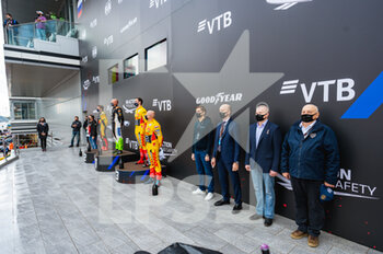28/11/2021 - Huff Rob (gbr), Zengo Motorsport, Cupa Leon Competicion TCR, portrait Vervisch Frederic (bel), Comtoyou Team Audi Sport, Audi RS 3 LMS TCR (2021), portrait Berthon Nathanael (fra), Comtoyou DHL Team Audi Sport, Audi RS 3 LMS TCR (2021), portrait Coronel Tom (ndl), Comtoyou DHL Team Audi Sport, Audi RS 3 LMS TCR (2021), portrait podium during the 2021 FIA WTCR Race of Russia, 8th round of the 2021 FIA World Touring Car Cup, on the Sochi Autodrom, from November 27 to 28, 2021 in Sochi, Russia- Photo Evgeniy Safronov / DPPI - 2021 FIA WTCR RACE OF RUSSIA, 8TH ROUND OF THE 2021 FIA WORLD TOURING CAR CUP - TURISMO E GRAN TURISMO - MOTORI