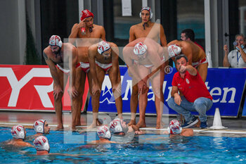 2021-09-24 - team Savona, time out - CARIGE R.N. SAVONA (ITA) VS MONTPELLIER WATERPOLO (FRA) - LEN CUP - CHAMPIONS LEAGUE - WATERPOLO