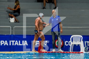 2021-09-18 - Lapenna , Coach Tofani (Waterpolis Anzio)  - ANZIO WATERPOLIS VS CN POSILLIPO - ITALIAN CUP - WATERPOLO