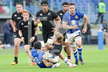 2021-11-06 - Damian McKenzie (New Zeland) and Carlo Canna (Italy) - ITALY VS NEW ZELAND - AUTUMN NATIONS SERIES - RUGBY