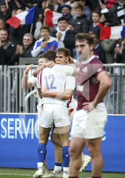 2021-11-14 - Matthieu Jalibert of France celebrates his try with teammates during the Autumn Nations Series 2021, rugby union test match between France and Georgia on November 14, 2021 at Stade Matmut Atlantique in Bordeaux, France - TEST MATCH 2021 - FRANCE VS GEORGIA - AUTUMN NATIONS SERIES - RUGBY