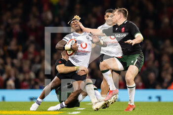 2021-11-14 - Nikola Matawalu of Fiji is tackled by Liam Williams of Wales and Nick Tompkins during the Autumn Nations Series 2021, rugby union test match between Wales and Fiji on November 14, 2021 at Principality Stadium in Cardiff, Wales - TEST MATCH 2021 - WALES VS FIJI - AUTUMN NATIONS SERIES - RUGBY