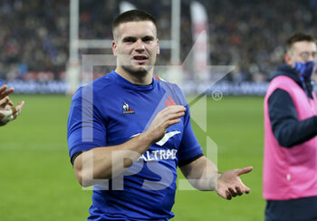 2021-11-20 - Gaetan Barlot of France celebrates the victory following the Autumn Nations Series 2021, rugby union test match between France and New Zealand (All Blacks) on November 20, 2021 at Stade de France in Saint-Denis near Paris, France - FRANCE VS NEW ZEALAND (ALL BLACKS) - AUTUMN NATIONS SERIES - RUGBY