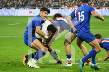 2021-11-20 - Romain Ntamack (Fra) tackles a player during the Autumn Nations Series 2021, rugby union test match between France and New Zealand on November 20, 2021 at Stade de France in Saint-Denis, France - FRANCE VS NEW ZEALAND (ALL BLACKS) - AUTUMN NATIONS SERIES - RUGBY