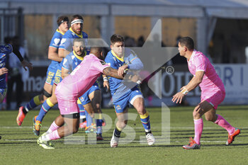 2021-12-11 - Antonio Rizzi (Zebre) carries the ball - ZEBRE RUGBY CLUB VS BIARRITZ OLYMPIQUE - CHALLENGE CUP - RUGBY