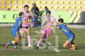 2021-12-11 - Steeve Barry (Biarritz) in action - ZEBRE RUGBY CLUB VS BIARRITZ OLYMPIQUE - CHALLENGE CUP - RUGBY