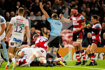 2021-10-29 - Jack Singleton of Gloucester Rugby scores his sides first try during the English championship Gallagher Premiership Rugby Union match between Gloucester Rugby and Exeter Chiefs on October 29, 2021 at the Kingsholm Stadium in Gloucester, England - GLOUCESTER RUGBY VS EXETER CHIEFS - PREMERSHIP RUGBY UNION - RUGBY