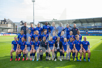 2021-11-06 - Team of France before the Women's Autumn Internationals rugby union match between France and South Africa on November 6, 2021 at La Rabine stadium in Vannes, France - WOMEN'S TEST MATCH FRANCE VS SOUTH AFRICA - TEST MATCH - RUGBY