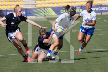 2021-09-13 - Michela Sillari (Italy) passes the ball - RUGBY WOMEN'S WORLD CUP 2022 QUALIFICATION - ITALY VS SCOTLAND - WORLD CUP - RUGBY