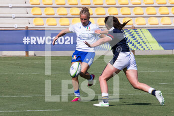 2021-09-13 - Veronica Madia (Italy) kick - RUGBY WOMEN'S WORLD CUP 2022 QUALIFICATION - ITALY VS SCOTLAND - WORLD CUP - RUGBY