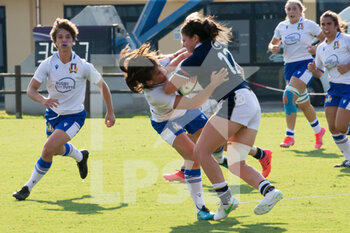 2021-09-13 - Lisa Thomson is tackled by italian player - RUGBY WOMEN'S WORLD CUP 2022 QUALIFICATION - ITALY VS SCOTLAND - WORLD CUP - RUGBY