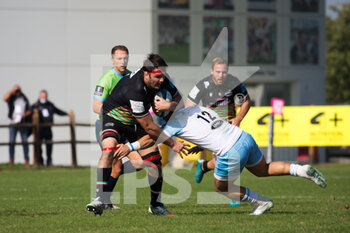 2021-10-16 - David SISI (Zebre Parma) is tackled by Sione TUIPULOTU (Glasgow Warriors) - ZEBRE RUGBY CLUB VS GLASGOW WARRIORS - UNITED RUGBY CHAMPIONSHIP - RUGBY