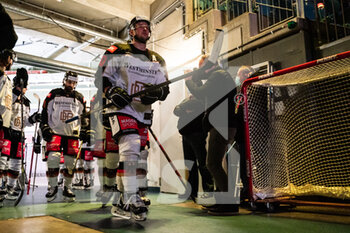2021-11-11 - 11.11.2021, Krefeld,  Yayla Arena, Deutschland Cup: Germany - Russia, #50 Patrick Hager (Germany) entering the ice rink before the game - DEUTSCHLAND CUP 2021: GERMANY VS RUSSIA - ICE HOCKEY - WINTER SPORTS