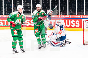 2021-11-16 - 16.11.2021, Zurich, Hallenstadion, CHL: ZSC Lions - Rogle Angelholm, #18 Dennis Everberg (Rogle Angelholm) celebrates his goal for the 2-2 with #28 Anton Bengtsson (Rogle Angelholm) while #30 goalkeeper Lukas Flueler (ZSC) is beaten on the ice - CHAMPIONS HOKEY LEAGUE - ZSC LIONS VS ROGLE ANGELHOLM - ICE HOCKEY - WINTER SPORTS