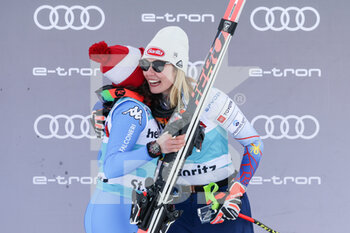 2021-12-12 - 12.12.2021, St. Moritz, St. Moritz, FIS Ski World Cup Women: St. Moritz, Federica Brignone (Italy, left first place) with Mikaela Shiffrin (USA, right third place) - 2021 FIS SKI WORLD CUP WOMEN - ALPINE SKIING - WINTER SPORTS