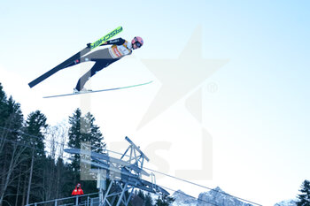 2021-12-18 - 18.12.2021, Engelberg, Gross-Titlis-Schanze, FIS Ski Jumping World Cup Engelberg, Karl Geiger GER jumps from the hill (in action) - 2021 FIS SKI JUMPING WORLD CUP - NORDIC SKIING - WINTER SPORTS