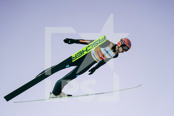2021-12-19 - 19.12.2021, Engelberg, Gross-Titlis-Schanze, FIS Ski Jumping World Cup Engelberg, Karl Geiger GER jumps off the hill, in action - FIS SKI JUMPING WORLD CUP 2021 - NORDIC SKIING - WINTER SPORTS