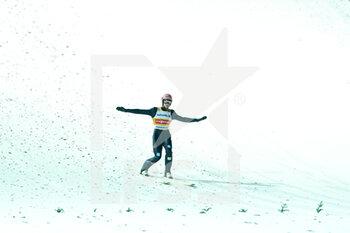2021-12-19 - 19.12.2021, Engelberg, Gross-Titlis-Schanze, FIS Ski Jumping World Cup Engelberg, Karl Geiger GER at the landing, in action - FIS SKI JUMPING WORLD CUP 2021 - NORDIC SKIING - WINTER SPORTS