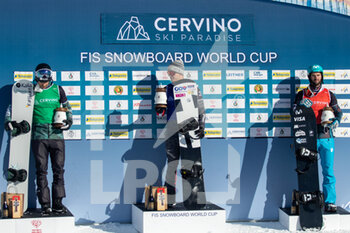 2021-12-18 - Men's podium, Lucas Eguibar (ESP), Eliot Grondin (CAN) and Jakob Dusek (AUT) - 2021 SBX WORLD CUP  - SNOWBOARD - WINTER SPORTS