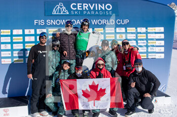 2021-12-18 - Team Canada - 2021 SBX WORLD CUP  - SNOWBOARD - WINTER SPORTS