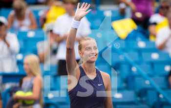 2021-08-16 - Petra Kvitova of the Czech Republic celebrates after the first round of the 2021 Western & Southern Open WTA 1000 tennis tournament against Madison Keys of the United States on August 16, 2021 at Lindner Family Tennis Center in Cincinnati, USA - Photo Rob Prange / Spain DPPI / DPPI - 2021 WESTERN & SOUTHERN OPEN WTA 1000 TENNIS TOURNAMENT - INTERNATIONALS - TENNIS