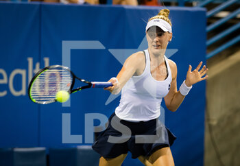 2021-08-16 - Alison Riske of the United States in action during the first round of the 2021 Western & Southern Open WTA 1000 tennis tournament against Leylah Fernandez of Canada on August 16, 2021 at Lindner Family Tennis Center in Cincinnati, USA - Photo Rob Prange / Spain DPPI / DPPI - 2021 WESTERN & SOUTHERN OPEN WTA 1000 TENNIS TOURNAMENT - INTERNATIONALS - TENNIS