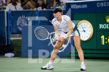 2021-08-19 - Jil Teichmann of Switzerland in action during her third round match at the 2021 Western & Southern Open WTA 1000 tennis tournament against Naomi Osaka of Japan on August 19, 2021 at Lindner Family Tennis Center in Cincinnati, USA - Photo Rob Prange / Spain DPPI / DPPI - 2021 WESTERN & SOUTHERN OPEN WTA 1000 TENNIS TOURNAMENT - INTERNATIONALS - TENNIS