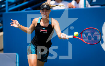 2021-08-20 - Angelique Kerber of Germany in action during her quarter-final match at the 2021 Western & Southern Open WTA 1000 tennis tournament against Petra Kvitova of the Czech Republic on August 20, 2021 at Lindner Family Tennis Center in Cincinnati, USA - Photo Rob Prange / Spain DPPI / DPPI - 2021 WESTERN & SOUTHERN OPEN WTA 1000 TENNIS TOURNAMENT - INTERNATIONALS - TENNIS