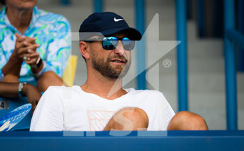 2021-08-20 - Jiri Vanek at the quarter-final at the 2021 Western & Southern Open WTA 1000 tennis tournament on August 20, 2021 at Lindner Family Tennis Center in Cincinnati, USA - Photo Rob Prange / Spain DPPI / DPPI - 2021 WESTERN & SOUTHERN OPEN WTA 1000 TENNIS TOURNAMENT - INTERNATIONALS - TENNIS