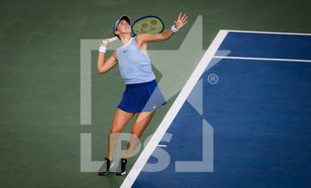 2021-08-20 - Belinda Bencic of Switzerland in action during the quarter-final of the 2021 Western & Southern Open WTA 1000 tennis tournament against Jil Teichmann of Switzerland on August 20, 2021 at Lindner Family Tennis Center in Cincinnati, USA - Photo Rob Prange / Spain DPPI / DPPI - 2021 WESTERN & SOUTHERN OPEN WTA 1000 TENNIS TOURNAMENT - INTERNATIONALS - TENNIS