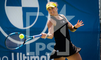 2021-08-26 - Rebecca Peterson of Sweden in action during her quarter-final match at the 2021 WTA Chicago Womens Open WTA 250 tennis tournament against Tereza Martincova of the Czech Republic on August 26, 2021 in Chicago, United States - Photo Rob Prange / Spain DPPI / DPPI - 2021 WTA CHICAGO WOMENS OPEN WTA 250 TENNIS TOURNAMENT - INTERNATIONALS - TENNIS