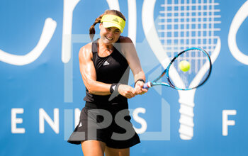 2021-08-26 - Rebecca Peterson of Sweden in action during her quarter-final match at the 2021 WTA Chicago Womens Open WTA 250 tennis tournament against Tereza Martincova of the Czech Republic on August 26, 2021 in Chicago, United States - Photo Rob Prange / Spain DPPI / DPPI - 2021 WTA CHICAGO WOMENS OPEN WTA 250 TENNIS TOURNAMENT - INTERNATIONALS - TENNIS