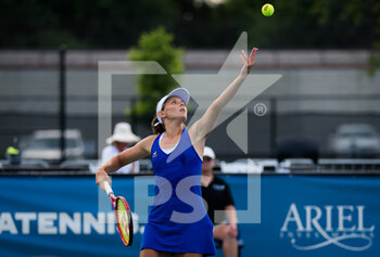 2021-08-26 - Varvara Gracheva of Russia in action during the quarter-final of the 2021 WTA Chicago Womens Open WTA 250 tennis tournament against Marta Kostyuk of Ukraine on August 26, 2021 in Chicago, United States - Photo Rob Prange / Spain DPPI / DPPI - 2021 WTA CHICAGO WOMENS OPEN WTA 250 TENNIS TOURNAMENT - INTERNATIONALS - TENNIS