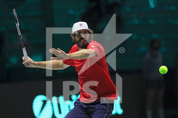 2021-11-26 - Reilly Opelka (USA) during the match against Lorenzo Sonego (Italy) - DAVIS CUP FINALS 2021 - STAGE GROUP E - ITALY VS USA - INTERNATIONALS - TENNIS
