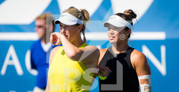 2021-09-29 - Alexa Guarachi of Chile & Desirae Krawczyk of the United States playing doubles at the 2021 Chicago Fall Tennis Classic WTA 500 tennis tournament on September 29, 2021 in Chicago, USA - 2021 CHICAGO FALL TENNIS CLASSIC WTA 500 TENNIS TOURNAMENT - INTERNATIONALS - TENNIS