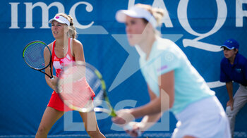 2021-09-30 - Magdalena Frech & Katarzyna Kawa of Poland playing doubles at the 2021 Chicago Fall Tennis Classic WTA 500 tennis tournament on September 30, 2021 in Chicago, USA - 2021 CHICAGO FALL TENNIS CLASSIC WTA 500 TENNIS TOURNAMENT - INTERNATIONALS - TENNIS