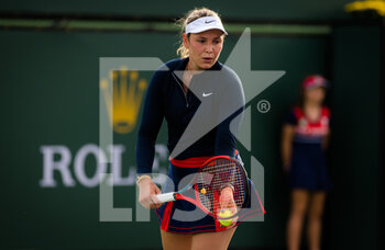 2021-10-06 - Donna Vekic of Croatia in action during the first round of the 2021 BNP Paribas Open WTA 1000 tennis tournament against Astra Sharma of Australia on October 7, 2021 at Indian Wells Tennis Garden in Indian Wells, United States - 2021 BNP PARIBAS OPEN WTA 1000 TENNIS TOURNAMENT - INTERNATIONALS - TENNIS