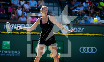 2021-10-08 - Karolina Pliskova of the Czech Republic in action during the second round at the 2021 BNP Paribas Open WTA 1000 tennis tournament against Magdalena Frech of Poland on October 9, 2021 at Indian Wells Tennis Garden in Indian Wells, United States - 2021 BNP PARIBAS OPEN WTA 1000 TENNIS TOURNAMENT - INTERNATIONALS - TENNIS