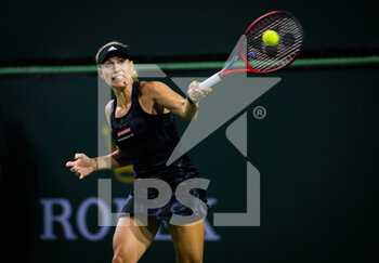 2021-10-08 - Angelique Kerber of Germany in action during the second round at the 2021 BNP Paribas Open WTA 1000 tennis tournament on October 9, 2021 at Indian Wells Tennis Garden in Indian Wells, United States - 2021 BNP PARIBAS OPEN WTA 1000 TENNIS TOURNAMENT - INTERNATIONALS - TENNIS