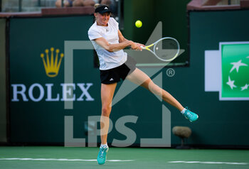 2021-10-09 - Aliaksandra Sasnovich of Belarus in action during the third round at the 2021 BNP Paribas Open WTA 1000 tennis tournament against Simona Halep of Romania on October 10, 2021 at Indian Wells Tennis Garden in Indian Wells, United States - 2021 BNP PARIBAS OPEN WTA 1000 TENNIS TOURNAMENT - INTERNATIONALS - TENNIS