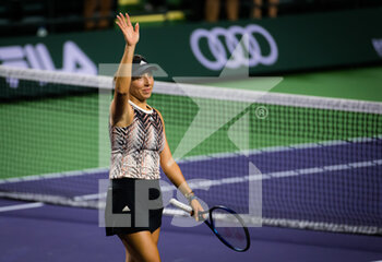 2021-10-09 - Jessica Pegula of the United States after winning her third round at the 2021 BNP Paribas Open WTA 1000 tennis tournament Jasmine Paolini of Italy on October 10, 2021 at Indian Wells Tennis Garden in Indian Wells, United States - 2021 BNP PARIBAS OPEN WTA 1000 TENNIS TOURNAMENT - INTERNATIONALS - TENNIS