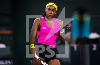 2021-10-09 - Cori Gauff of the United States in action during the third round at the 2021 BNP Paribas Open WTA 1000 tennis tournament against Paula Badosa of Spain on October 11, 2021 at Indian Wells Tennis Garden in Indian Wells, United States - 2021 BNP PARIBAS OPEN WTA 1000 TENNIS TOURNAMENT - INTERNATIONALS - TENNIS