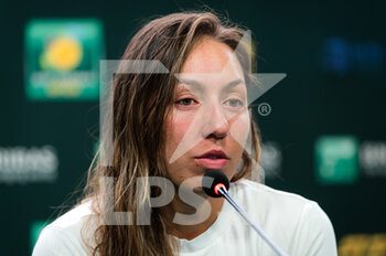 2021-10-12 - Jessica Pegula of the United States talks to the media after the fourth round at the 2021 BNP Paribas Open WTA 1000 tennis tournament on October 12, 2021 at Indian Wells Tennis Garden in Indian Wells, United States - 2021 BNP PARIBAS OPEN WTA 1000 TENNIS TOURNAMENT - INTERNATIONALS - TENNIS