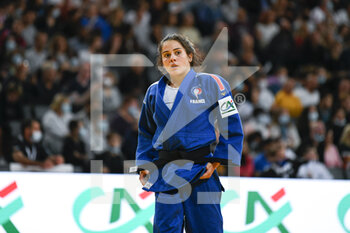 2021-10-17 - Women -48 kg, Blandine PONT (blue) of France competes during the Paris Grand Slam 2021, Judo event on October 16, 2021 at AccorHotels Arena in Paris, France - PARIS GRAND SLAM 2021, JUDO EVENT - INTERNATIONALS - TENNIS