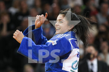 2021-10-17 - Women -52 kg, Gefen PRIMO of Israel Gold medal celebrates during the Paris Grand Slam 2021, Judo event on October 16, 2021 at AccorHotels Arena in Paris, France - PARIS GRAND SLAM 2021, JUDO EVENT - INTERNATIONALS - TENNIS