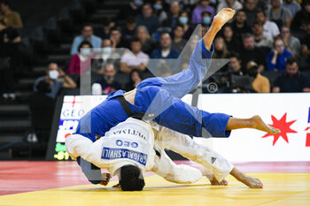 2021-10-17 - Men -81 kg, Tato Grigalashvili of Georgia silver medal throws Sotaro Fujiwara of Japan during the Paris Grand Slam 2021, Judo event on October 17, 2021 at AccorHotels Arena in Paris, France - PARIS GRAND SLAM 2021, JUDO EVENT - INTERNATIONALS - TENNIS