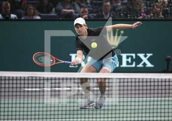 2021-11-01 - Luke Saville of Australia during day 1 of the Rolex Paris Masters 2021, an ATP Masters 1000 tennis tournament on November 1, 2021 at Accor Arena in Paris, France - ROLEX PARIS MASTERS 2021, AN ATP MASTERS 1000 TENNIS TOURNAMENT - INTERNATIONALS - TENNIS