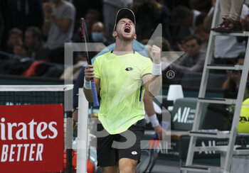 2021-11-01 - Dominik Koepfer of Germany celebrates his first round victory over Andy Murray of Great Britain during day 1 of the Rolex Paris Masters 2021, an ATP Masters 1000 tennis tournament on November 1, 2021 at Accor Arena in Paris, France - ROLEX PARIS MASTERS 2021, AN ATP MASTERS 1000 TENNIS TOURNAMENT - INTERNATIONALS - TENNIS