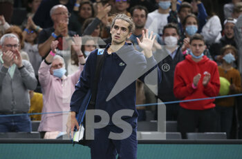 2021-11-02 - Pierre-Hughes Herbert of France salutes the fans after his defeat during day 2 of the Rolex Paris Masters 2021, an ATP Masters 1000 tennis tournament on November 2, 2021 at Accor Arena in Paris, France - ROLEX PARIS MASTERS 2021, AN ATP MASTERS 1000 TENNIS TOURNAMENT - INTERNATIONALS - TENNIS
